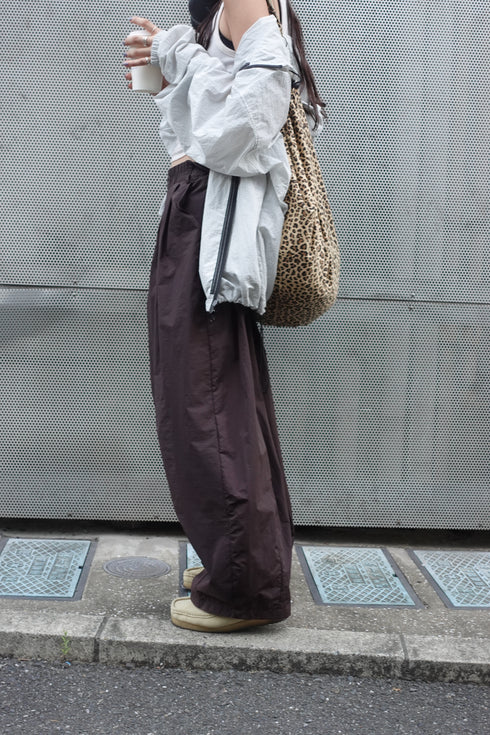 ボリュームラフパンツ